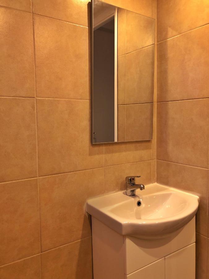 Argo Apartment 15Min From The Airport, 1Min From The Beach Artemis City Center Exterior foto