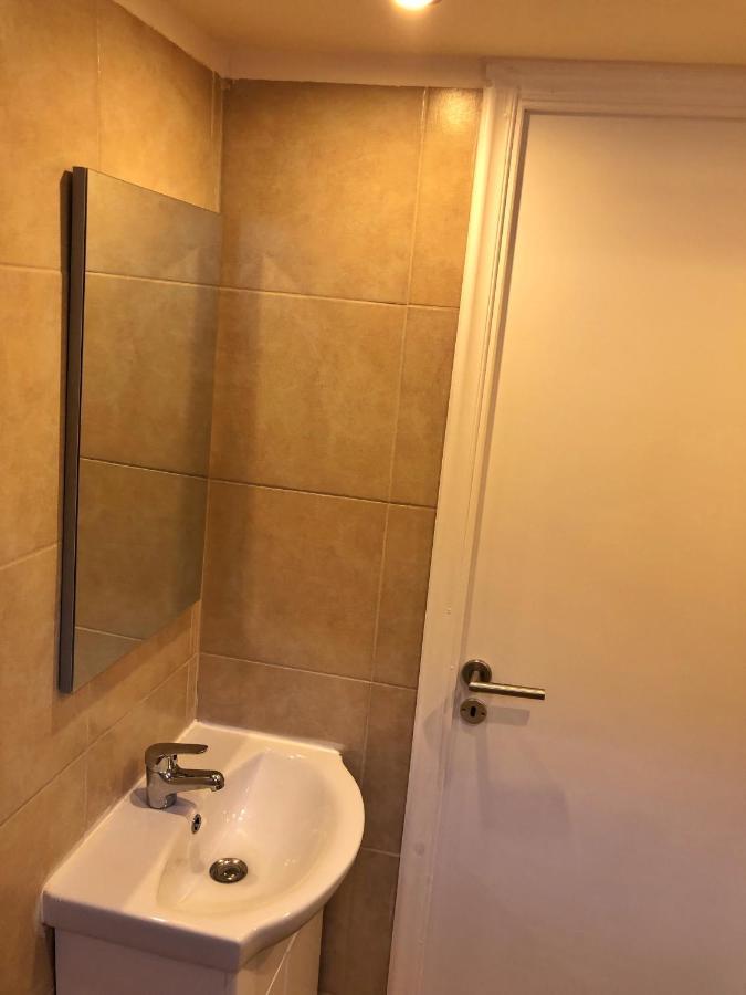Argo Apartment 15Min From The Airport, 1Min From The Beach Artemis City Center Exterior foto